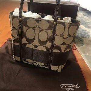 Brown Classic Coach Shoulder Bag